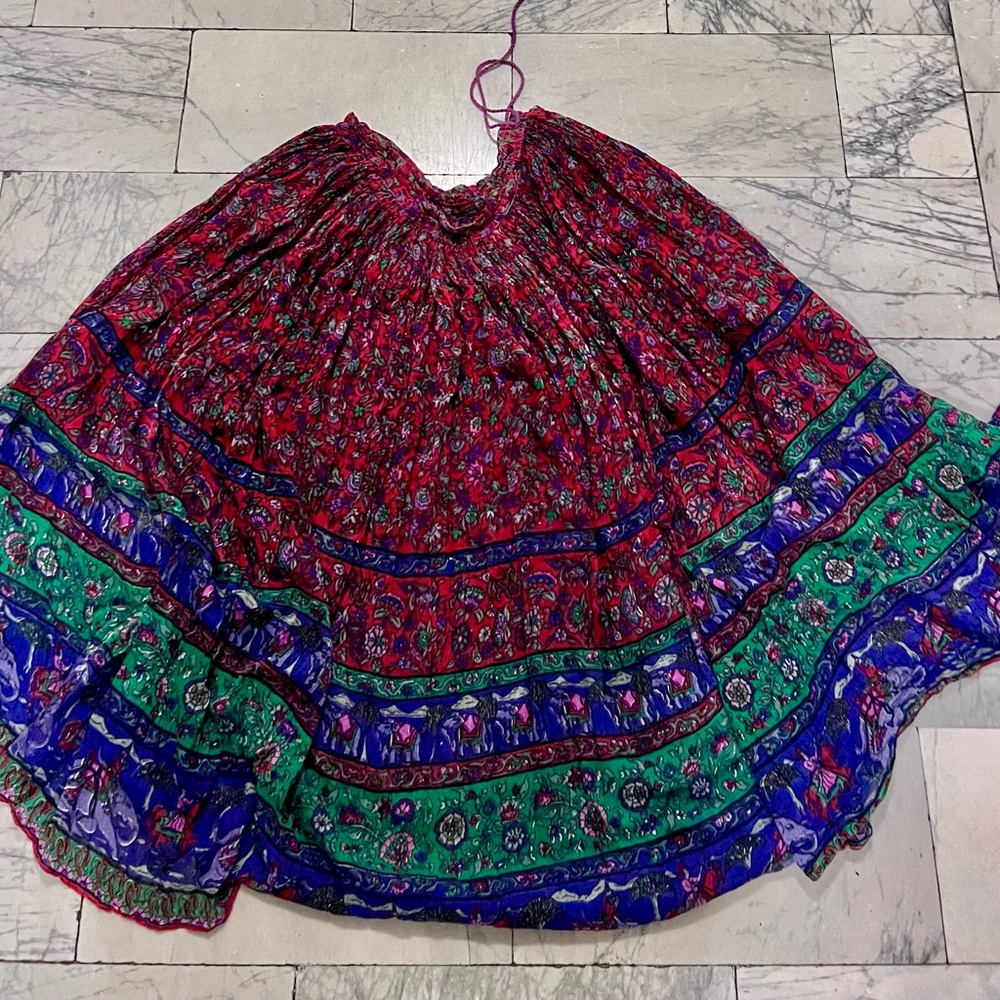 Jasmine VINTAGE MULTICOLOR FLORAL PAISLEY YOKE PLEATED SKIRT